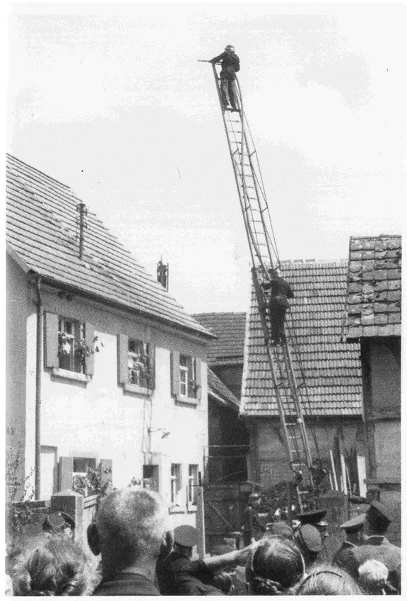1952.jpg